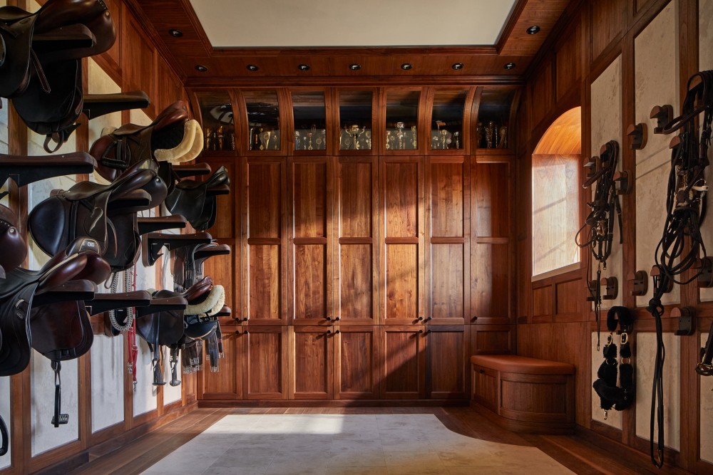 A nyugalom tere – Luxus öltöző egy modern lovardában