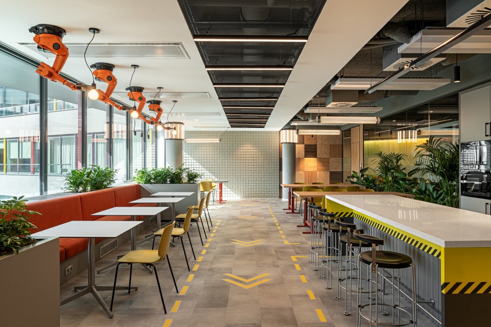 AutoWallis Central Office