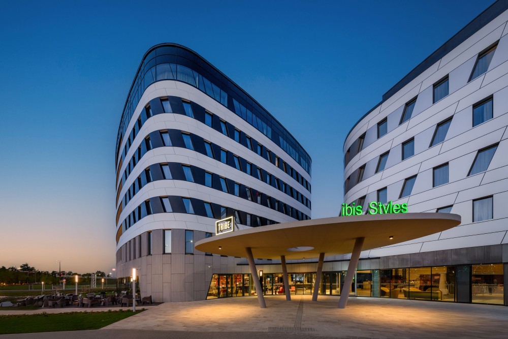 TRIBE Budapest Airport Hotel