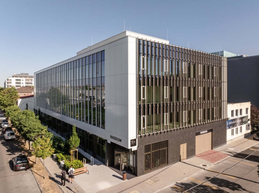 RHODIUM Irodaház
